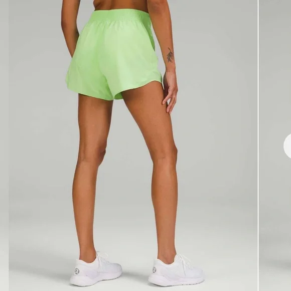 Lululemon Hotty Hot High-Rise Short 4" *Special Edition Scream Green Light - Picture 2 of 8